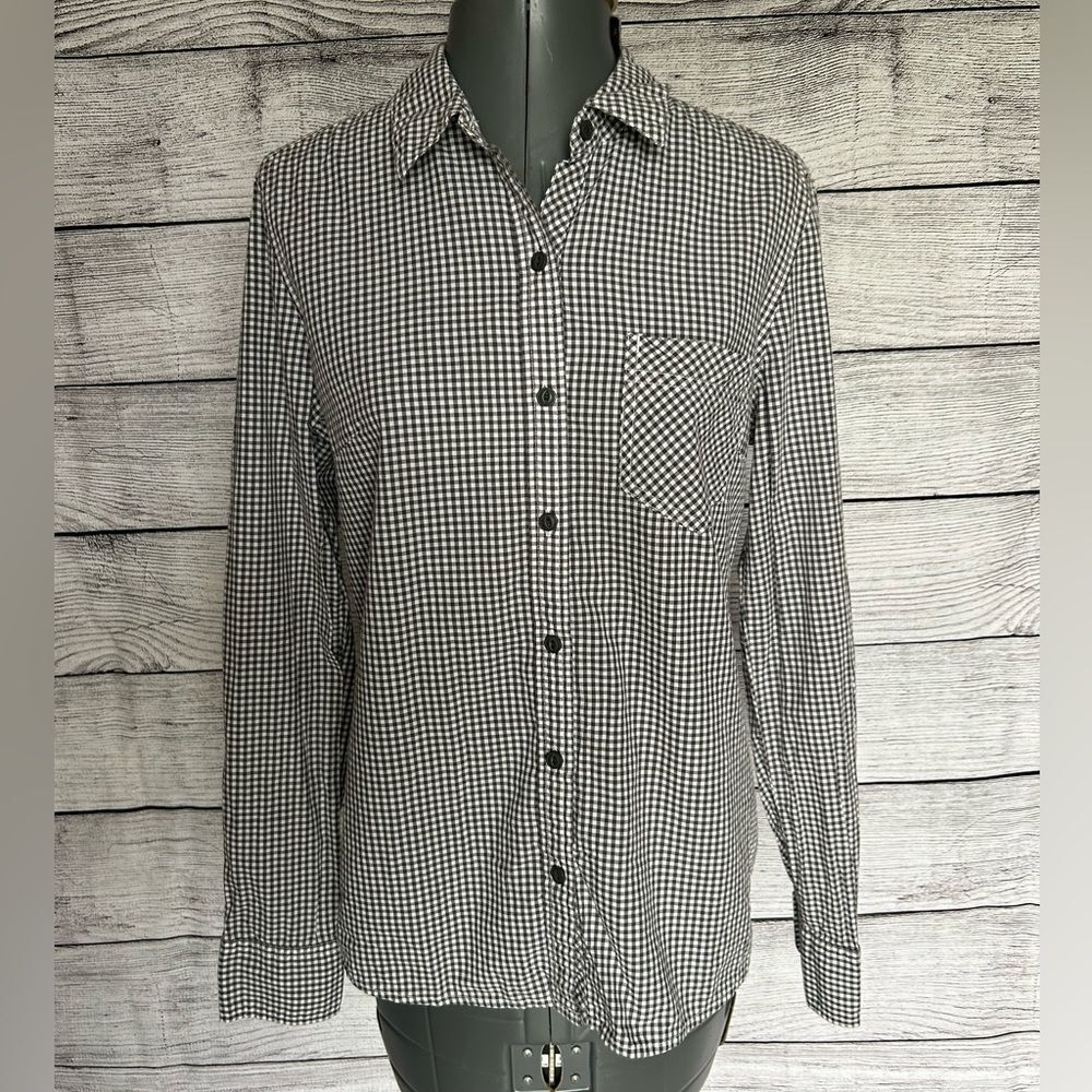Patagonia black and white gingham checked plaid button up size 4